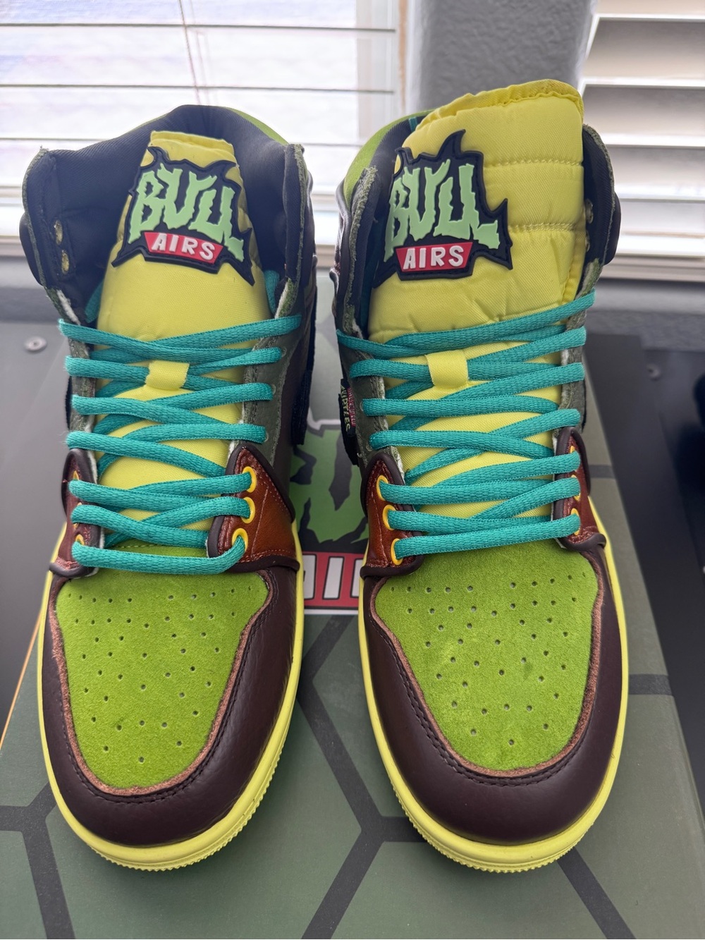 Nike Jordan’s TMNT shoes - Picture 2 of 10